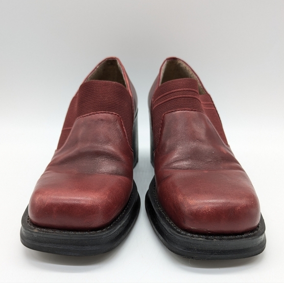 Bare Traps Wear Ever Red Leather Sidewinder Wedge Heel Slip On Loafer 6.5 - Picture 2 of 10